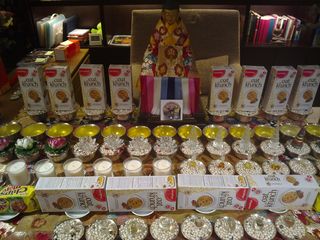 Offerings above are for the Medicine Buddha pujas